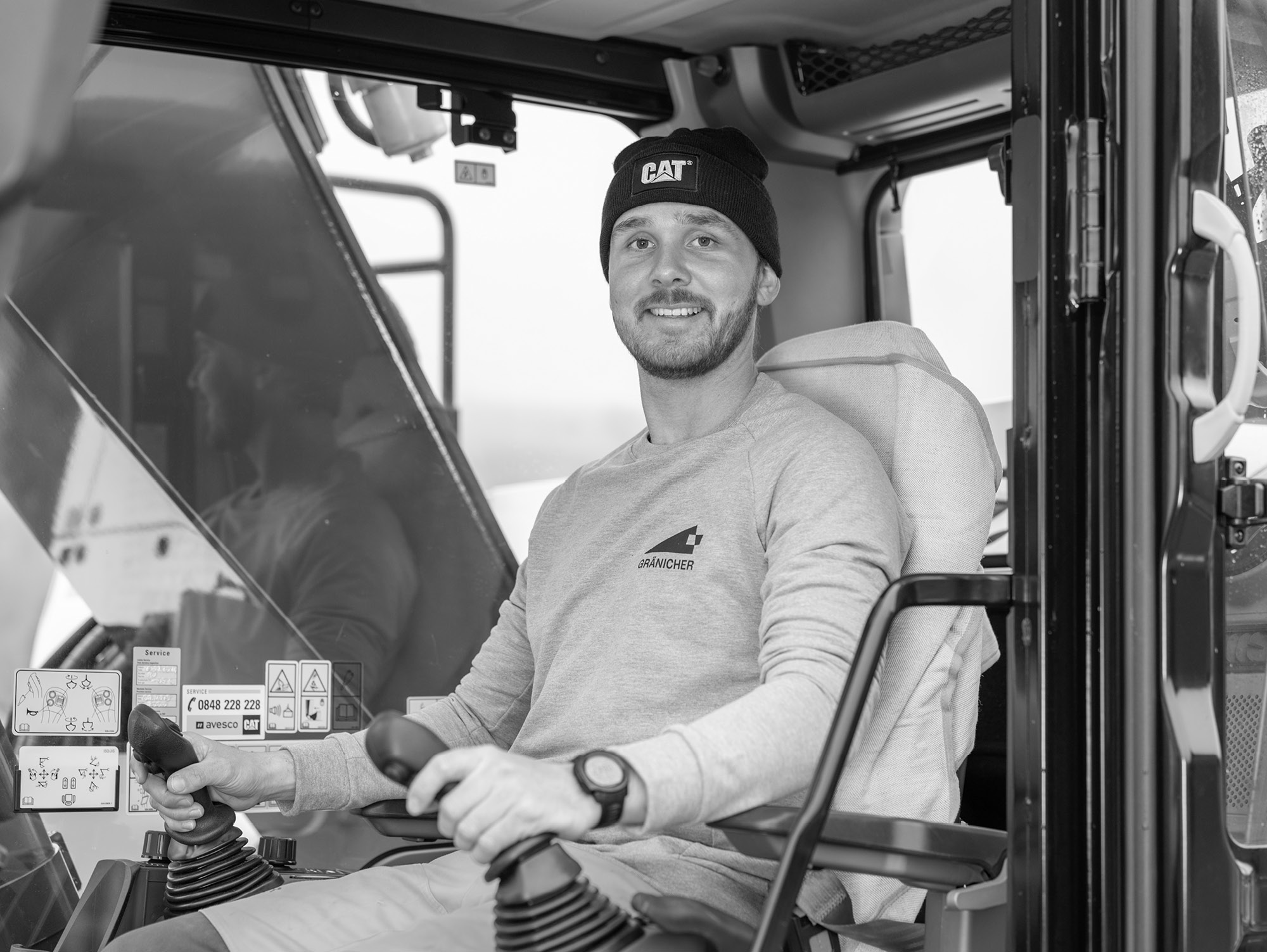 Graenicher_Mitarbeitende_Erik_Müllener.jpg Graenicher_Mitarbeitende_Erik_Müllener